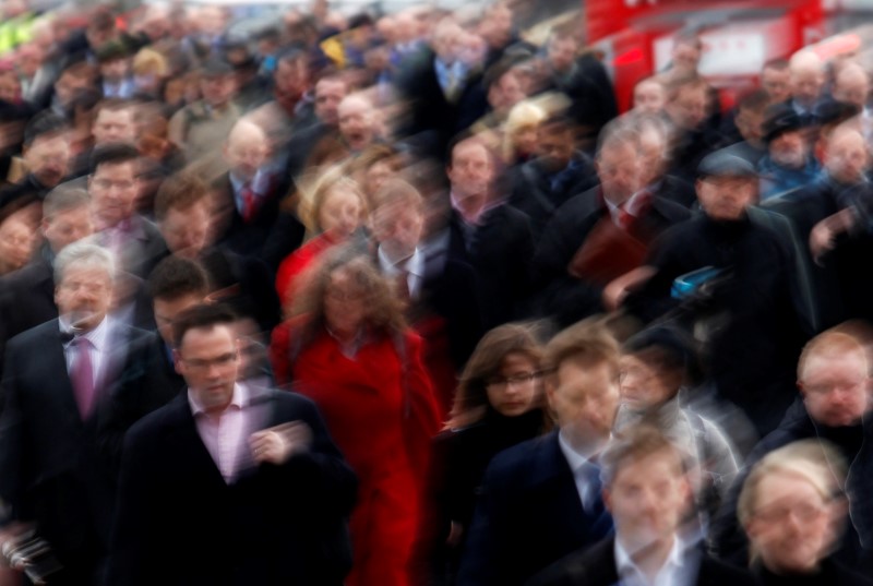 S&P 500 abre plano mientras el rendimiento de los bonos en EEUU toca nuevos picos